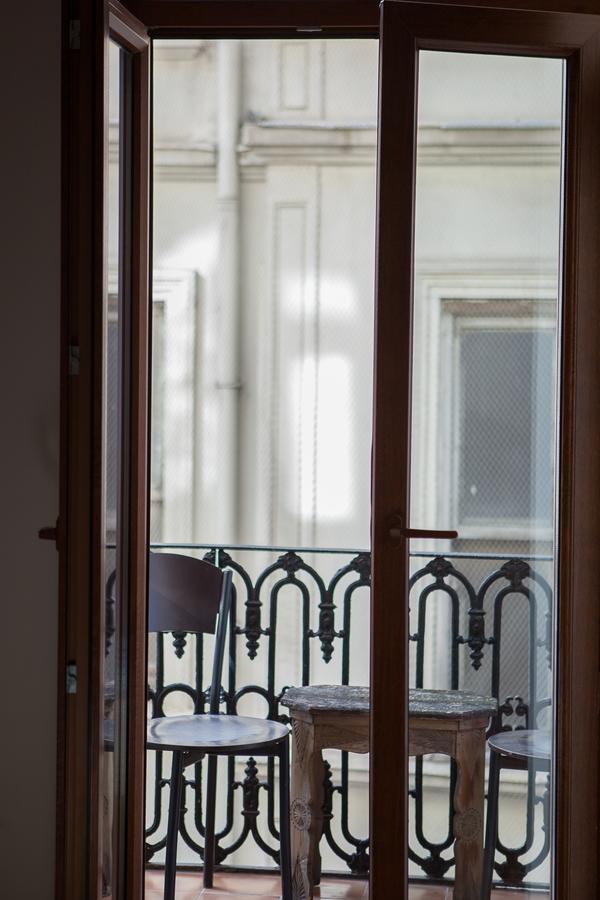 Chambers Of The Boheme Hostel Istanbul Exterior photo