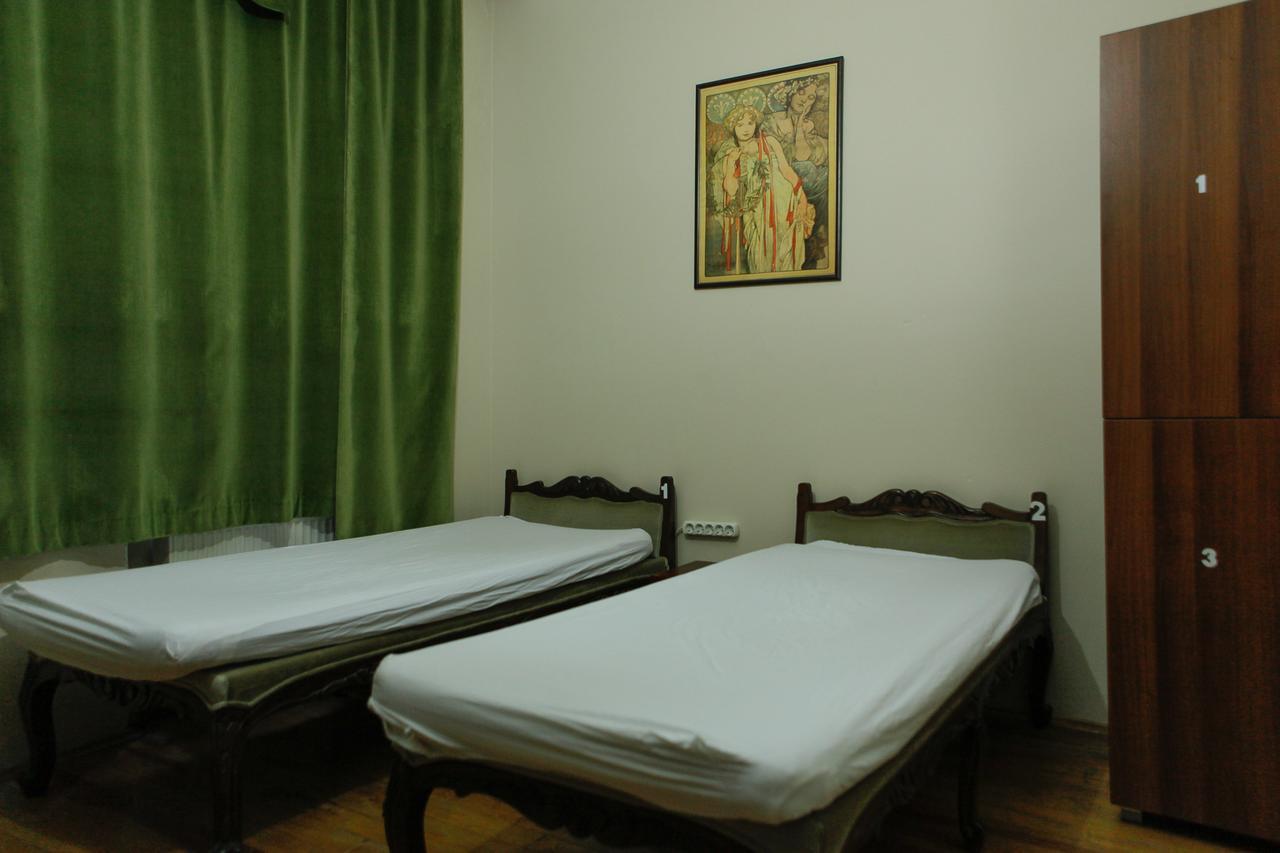Chambers Of The Boheme Hostel Istanbul Exterior photo