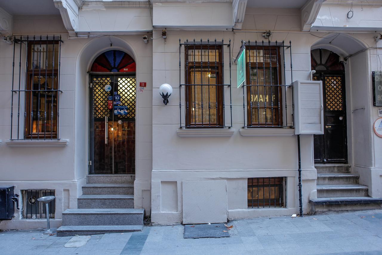 Chambers Of The Boheme Hostel Istanbul Exterior photo